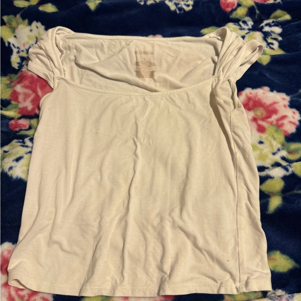 wild fable Cream Scoop Neck Cap Sleeve Tee